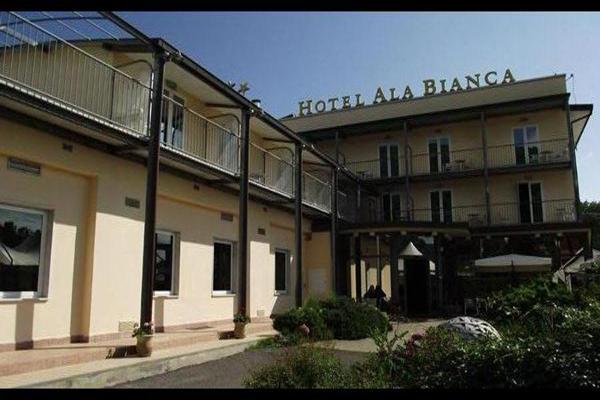 Hotel Ala Bianca Ameglia Buitenkant foto